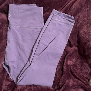 Lululemon Wunder Under 25” in Full on Luon material size 10